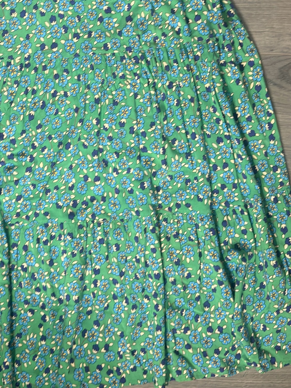 Zesica Pleated Green Floral Maxi Skirt - Women - Picture 3 of 3